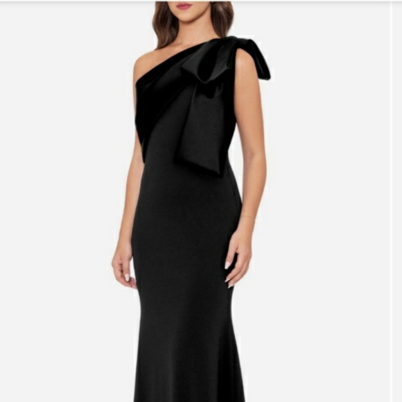 navy blue formal dresses Navy Blue Tulle A-line V-neck Prom Dress With Ruffle SP792